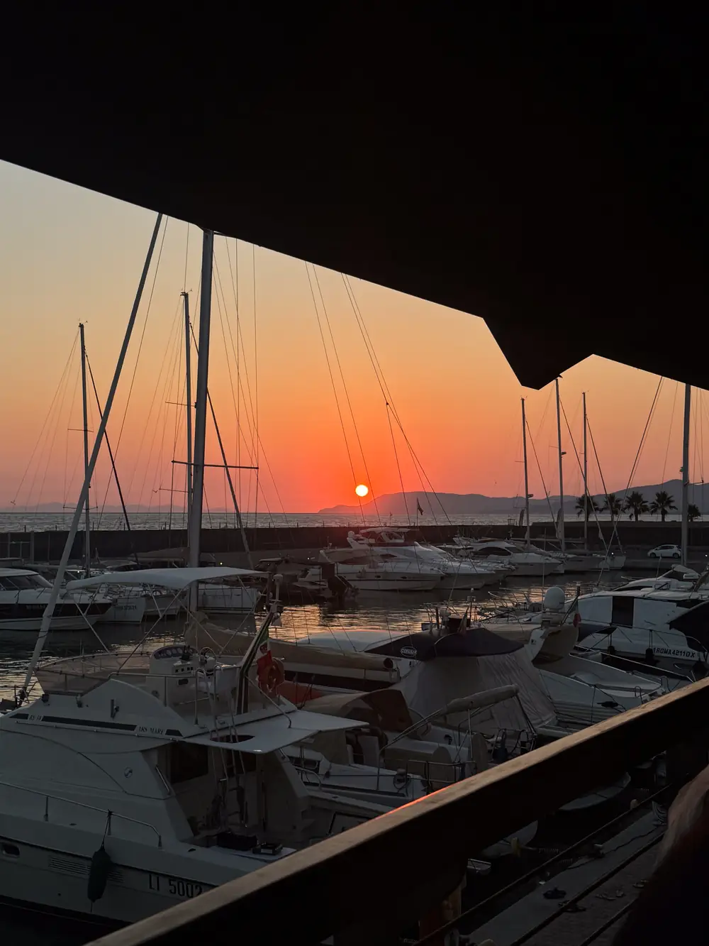 Tramonto sul porto turistico di Marina di Grosseto visto dal ristorante